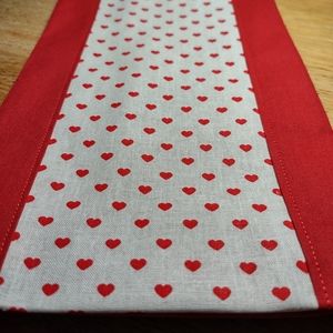 Valentine's Day table runner